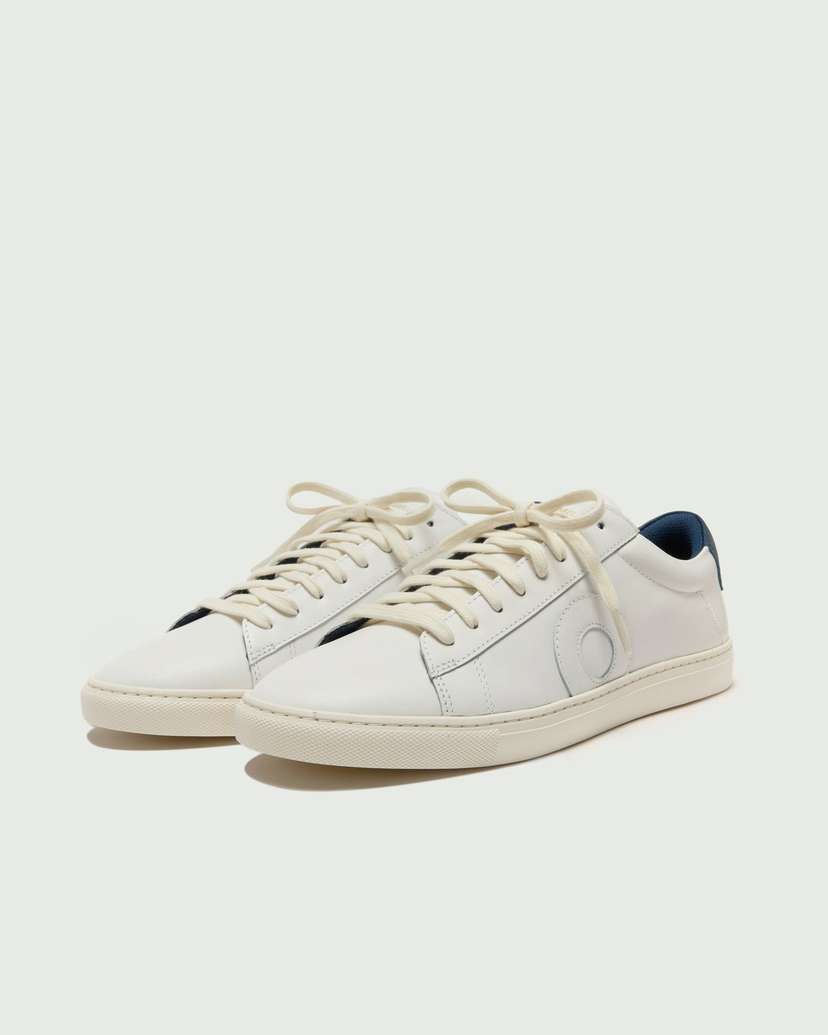 Low 1 | White / Navy / Ivory